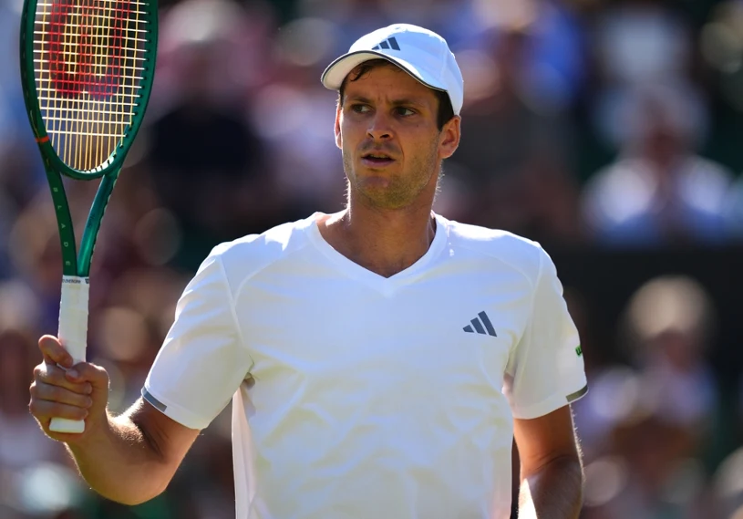 Dramat Hurkacza na Wimbledonie. Polak nadał komunikat ws. stanu zdrowia