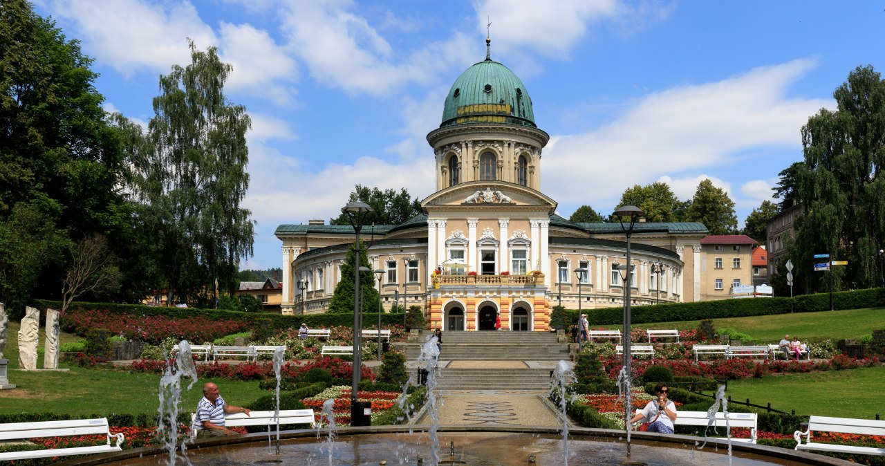 Wyglądają jak luksusowe hotele pięciogwiazdkowe, a to polskie sanatoria