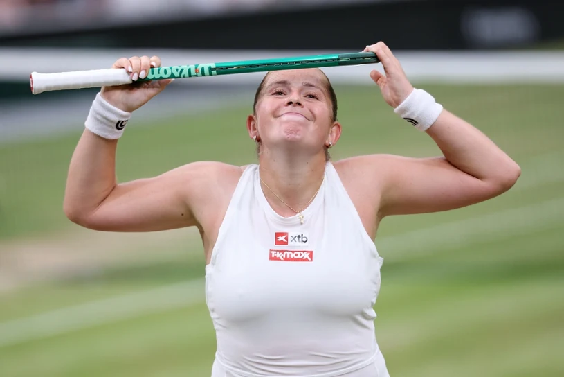Krok Ostapenko do Tennis Hall of Fame. Świątek i Sabalenki nie ma na liście