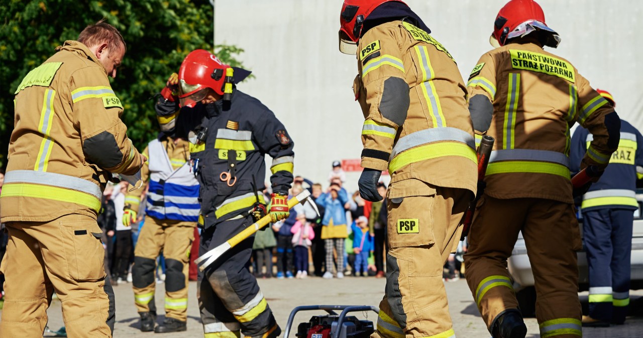 Prawie 1700 wakatów w Straży Pożarnej. Wiemy, ile można zarobić