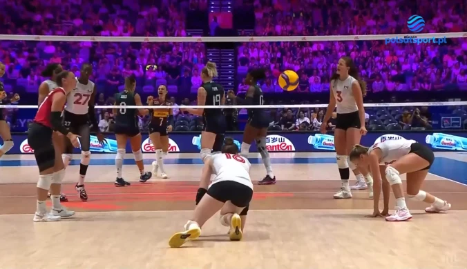 Pościg mistrzyń świata. Później nokaut w tie-breaku [WIDEO]
