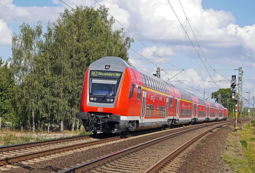 Pożar na kolei w Niemczech. Służby nie wykluczają, iż doszło do sabotażu
