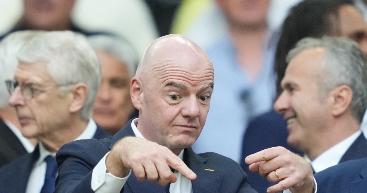 Kuriozalny pomysł FIFA. Infantino liczy na miliony zysku. Sprzedaż ruszyła