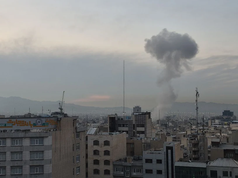 Middle East Escalates: Iran and US Exchange Fire, Poland Warns Citizens in Qatar