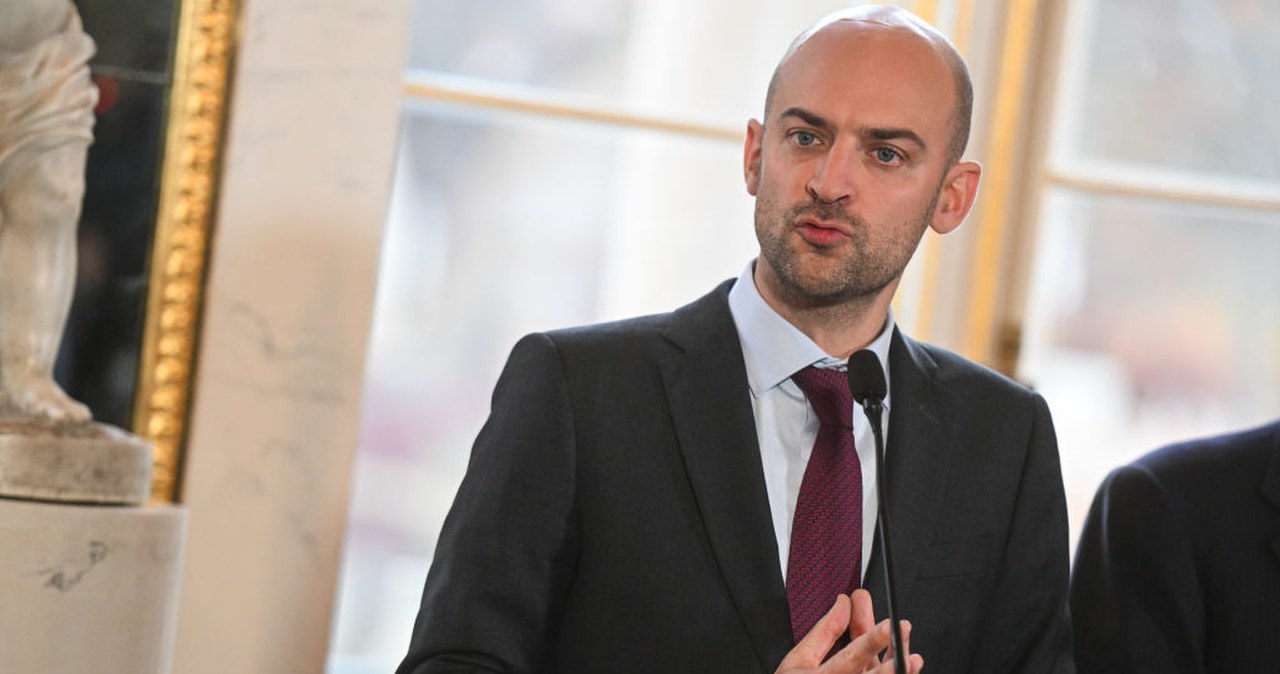 Francja. Paryż wzywa rosyjskiego ambasadora, w tle akcja służb Rosji