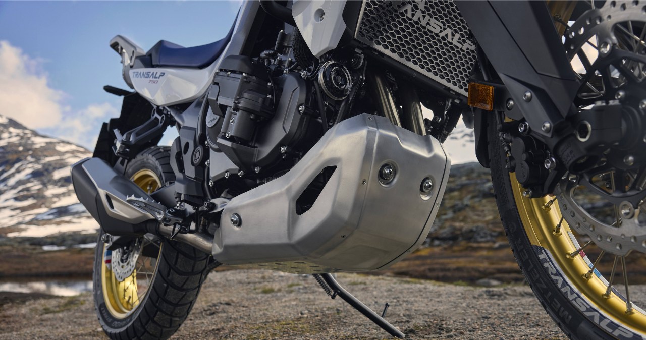 Nowy system Hondy ułatwi jazdę motocyklem. Początkujący odetchną z ulgą