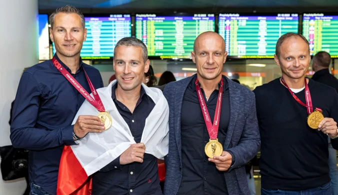 Marciniak wciąż czeka na hit, nagle FIFA ogłasza ws. Polaka. Oficjalnie