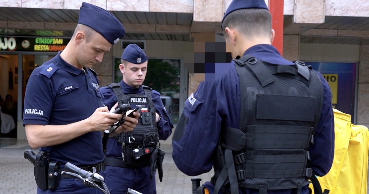 Policjanci kontrolowali elektryczne hulajnogi. Posypały się mandaty