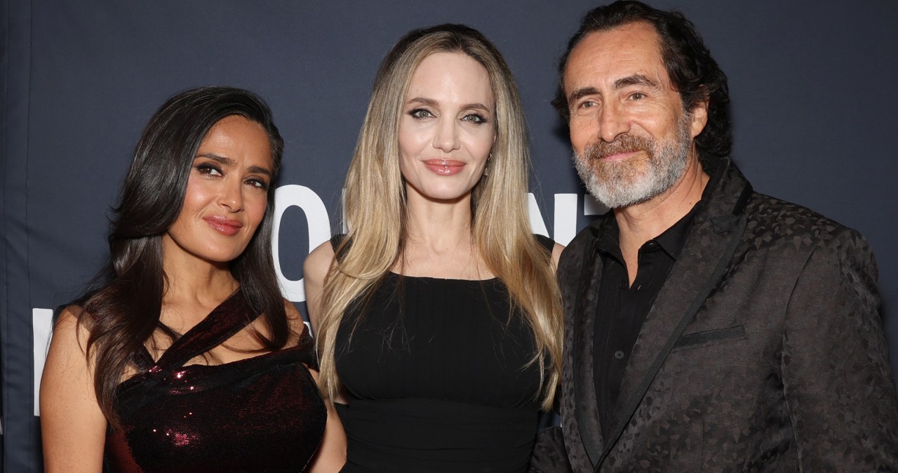 Angelina Jolie zatrudniła Salmę Hayek. Co to za film? Kiedy w Polsce?