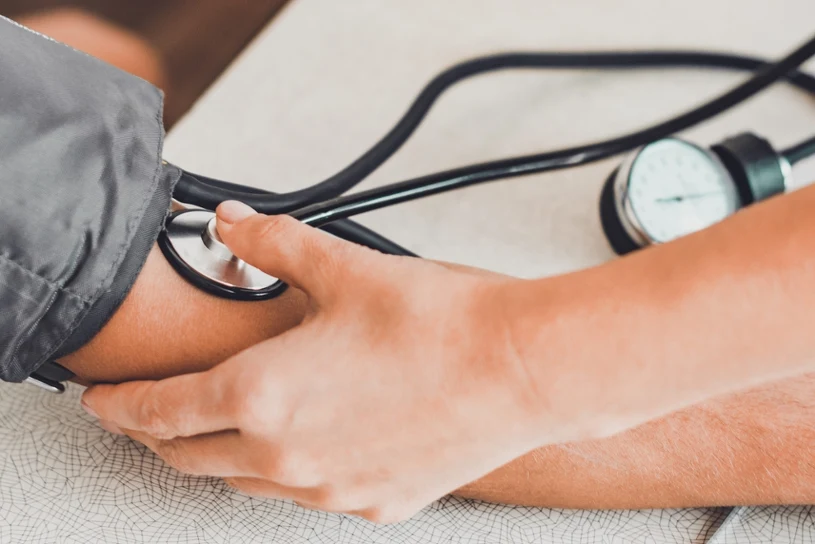 Natural Ways to Lower Blood Pressure at Home — No Medication Needed