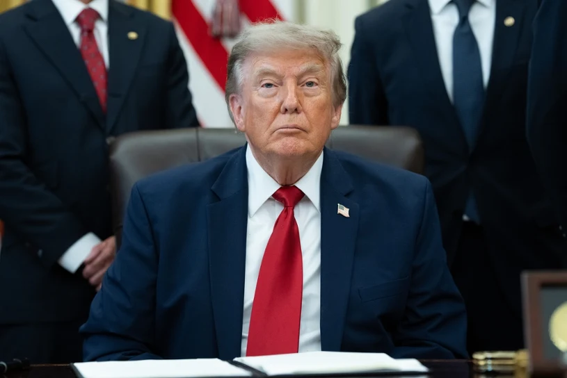 Rewolucyjne ogłoszenie Trumpa i zwrot. Na stole były ogromne pieniądze