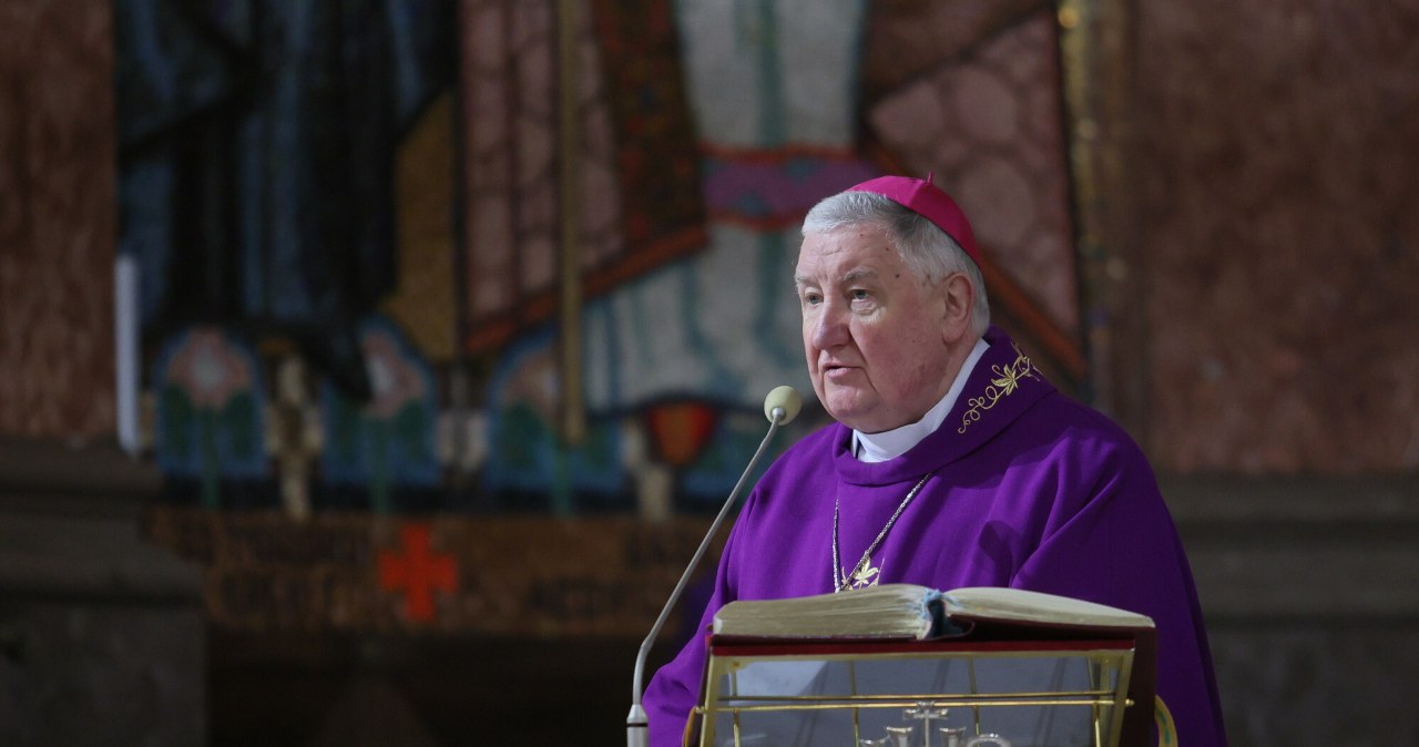 Lefebryści. Biskup Romuald Kamiński apeluje do wiernych w sprawie mszy Lefebryści. Biskup Romuald Kamiński apeluje do wiernych w sprawie mszy