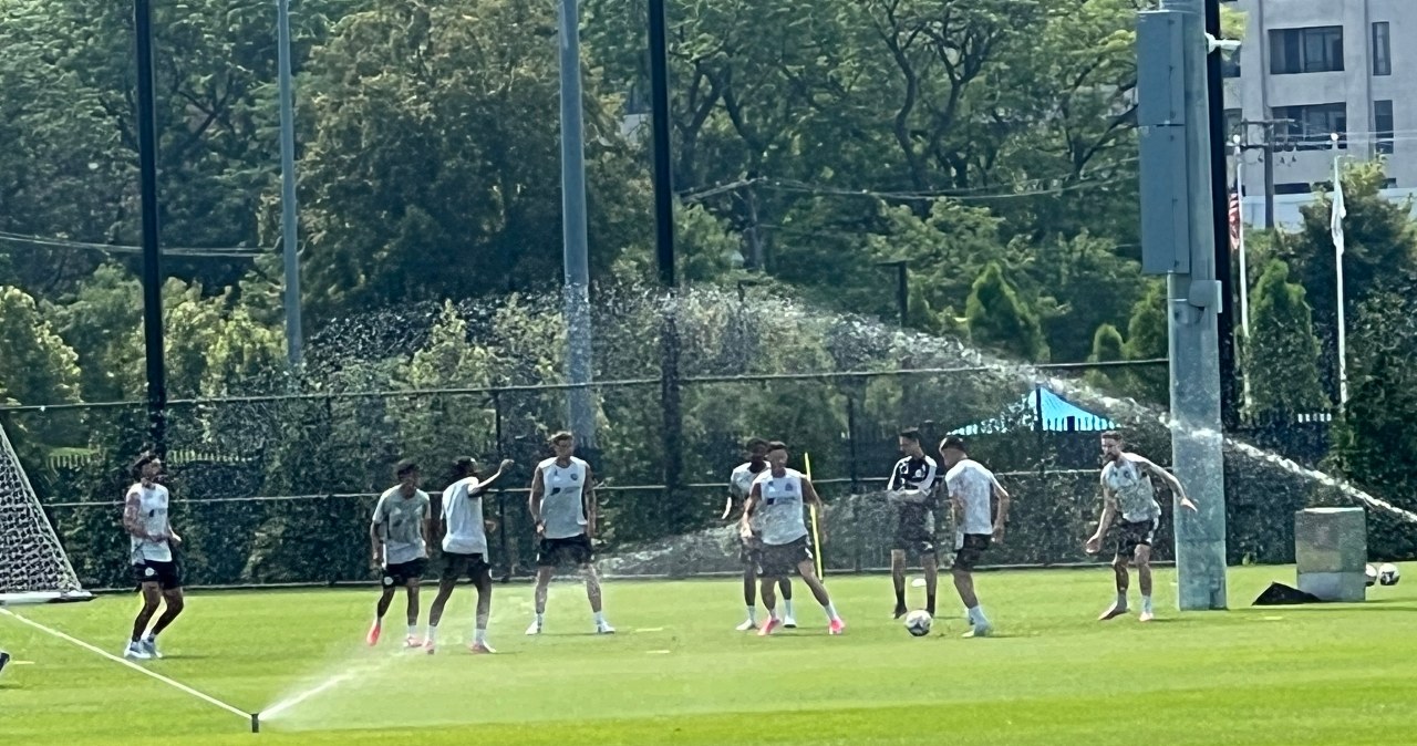 Tak Lewandowskiego przywitali koledzy z drużyny. W Chicago Fire zaskoczeni