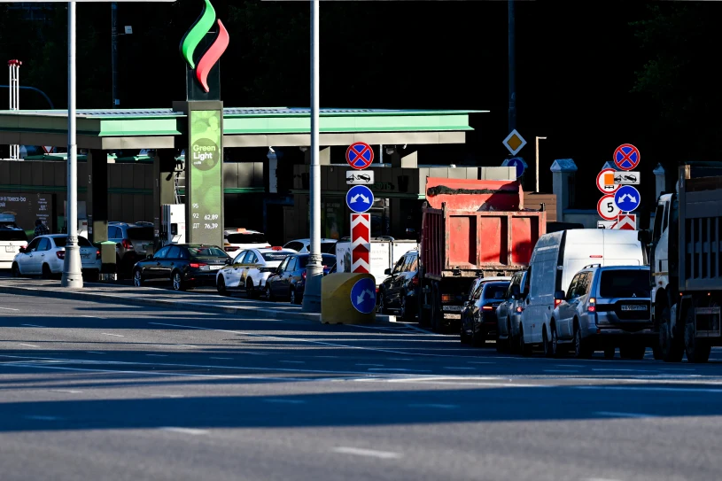 Rosjanie rzucili się na chińskie elektryki. To efekt kolejek i braku paliw
