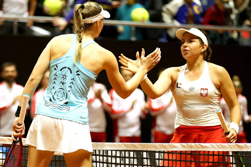 Pierwszy raz Polki od boju z Rybakiną. Trzy sety w WTA. Awans w rankingu