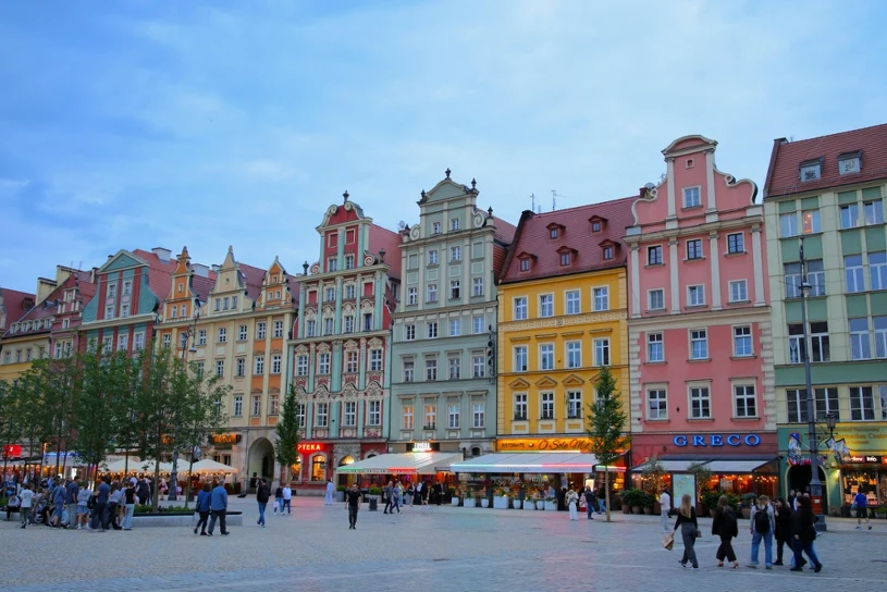 Miasto idzie na wojnę z restauratorami. Kary sięgają już kilkuset tys.