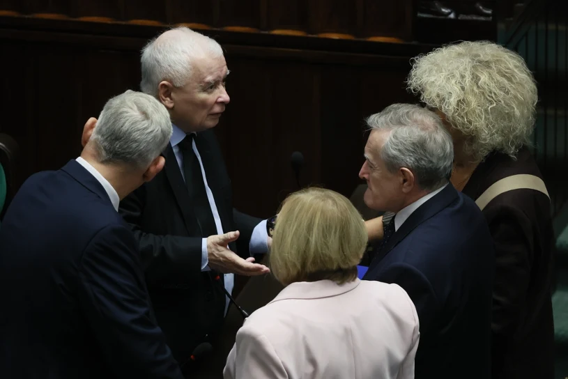 PiS kontra Morawiecki. Nowy komunikat, "nie pomaga, a szkodzi"