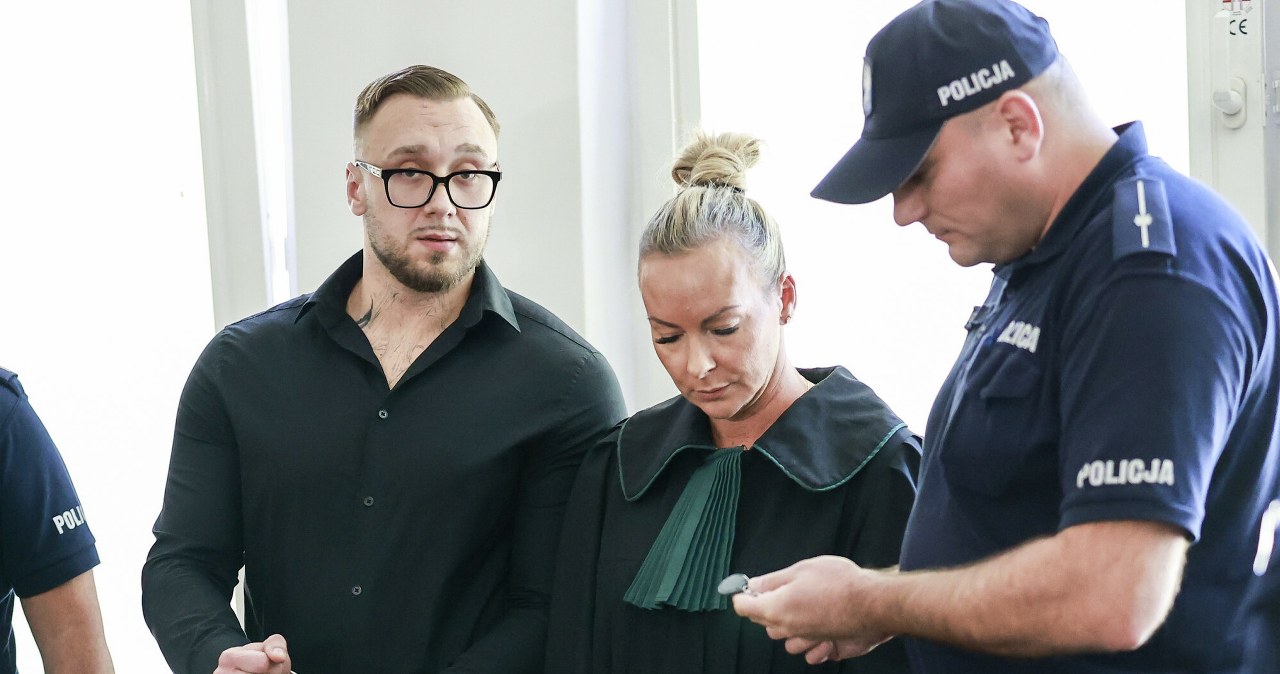 Łukasz Żak skazany. Skrajne opinie po wyroku, głos zabrał Waldemar Żurek Łukasz Żak skazany. Skrajne opinie po wyroku, głos zabrał Waldemar Żurek