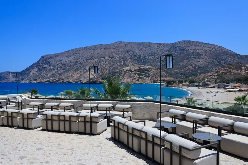 Greece faces tourism slump despite its Mediterranean crown