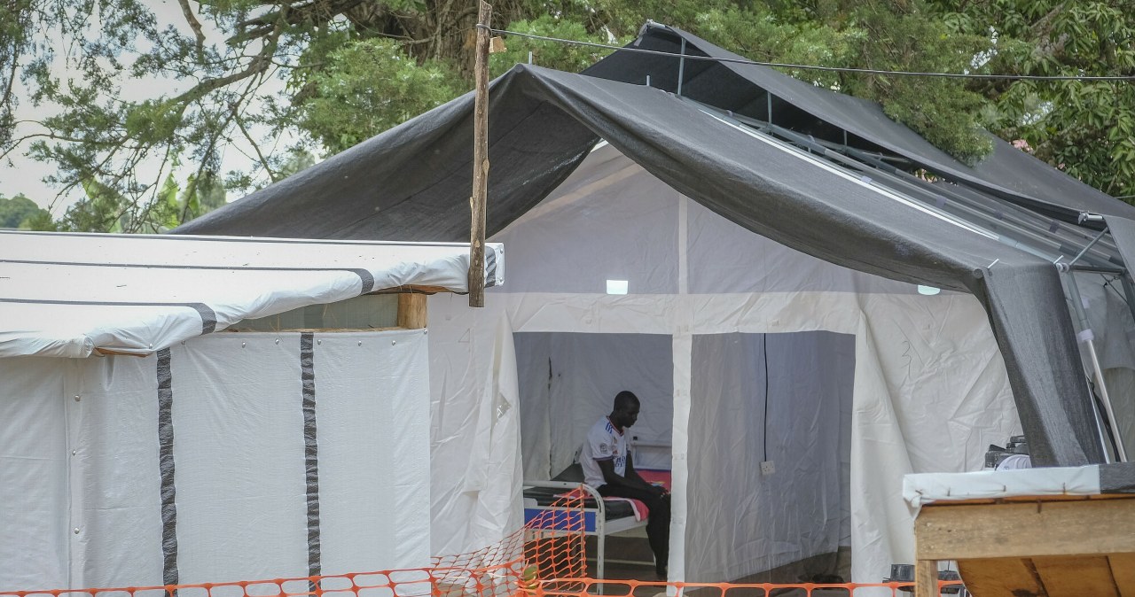 Wirus Ebola w Kongo. WHO bije na alarm, rekordowe tempo rozwoju epidemii Wirus Ebola w Kongo. WHO bije na alarm, rekordowe tempo rozwoju epidemii