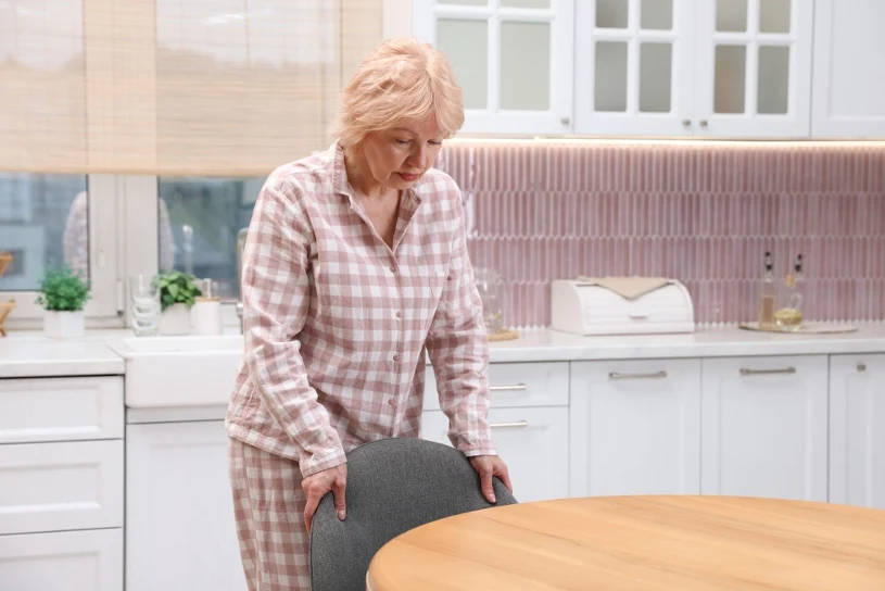 30-second chair stand test reveals leg strength and fitness level