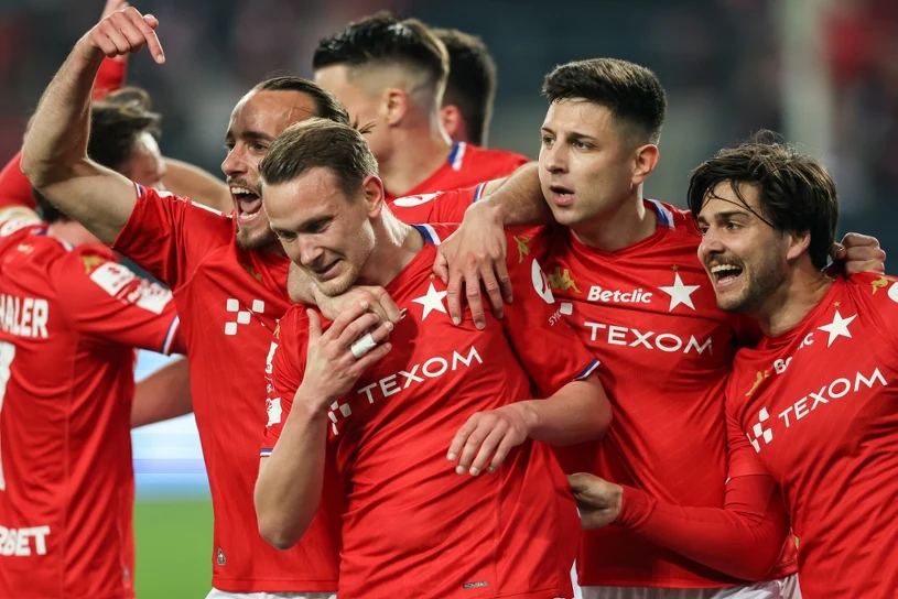 Media: Zamieszanie wokół transferu Wisły. Chodzi o wielki talent