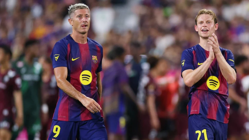 Przykra niespodzianka w USA i powrót do Barcelony. Flick wciąż go chce