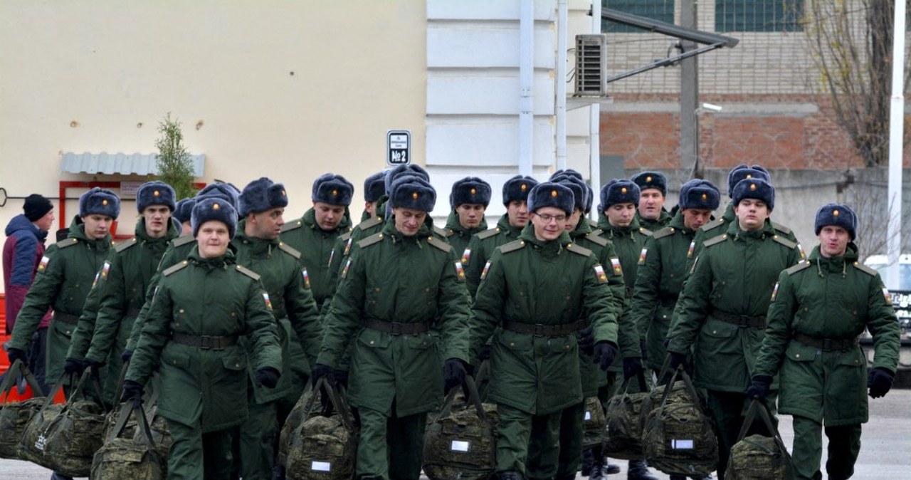 Rosyjscy dezerterzy w Niemczech. Boją się deportacji, grożą im tortury Rosyjscy dezerterzy w Niemczech. Boją się deportacji, grożą im tortury