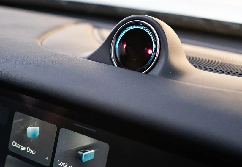 Nowy obowiązkowy system w autach. Działa już po 3,5 s od 50 km/h