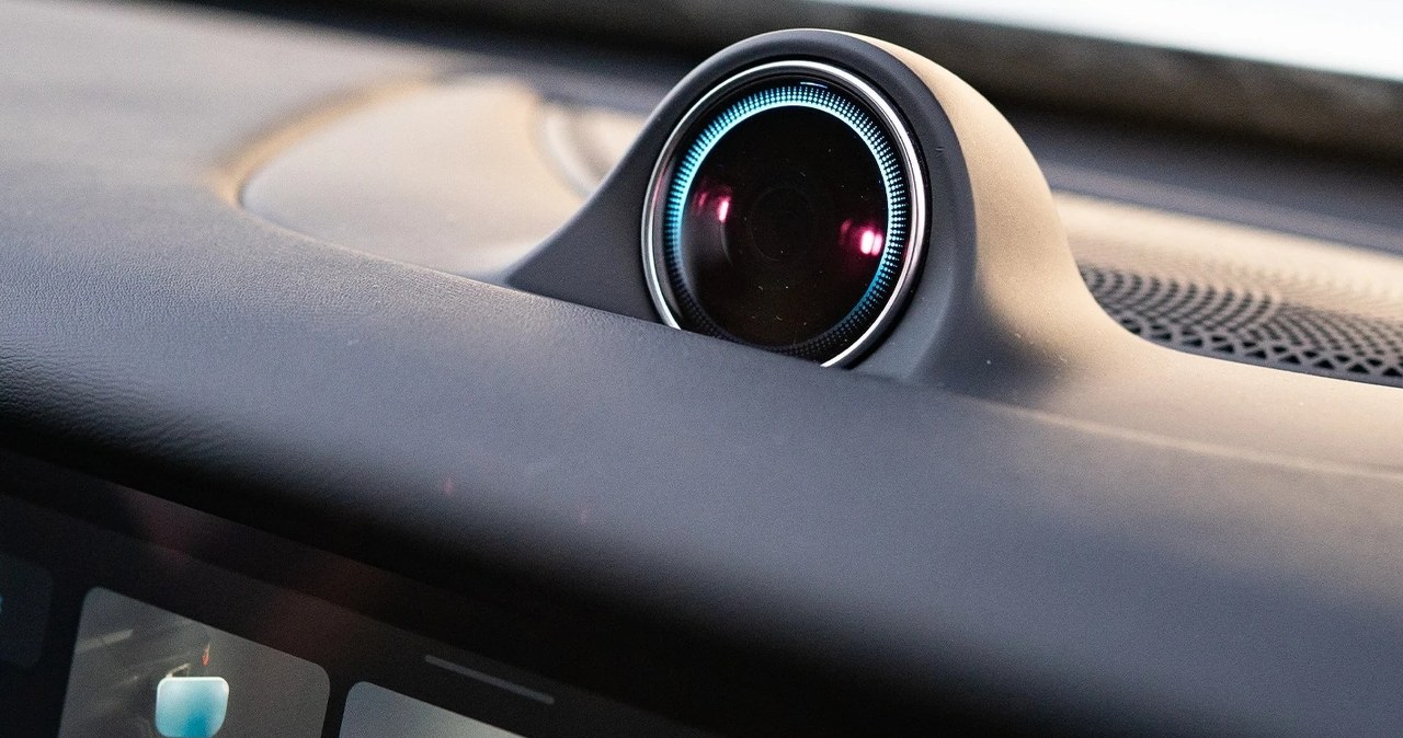 Nowy obowiązkowy system w autach. Działa już po 3,5 s od 50 km/h