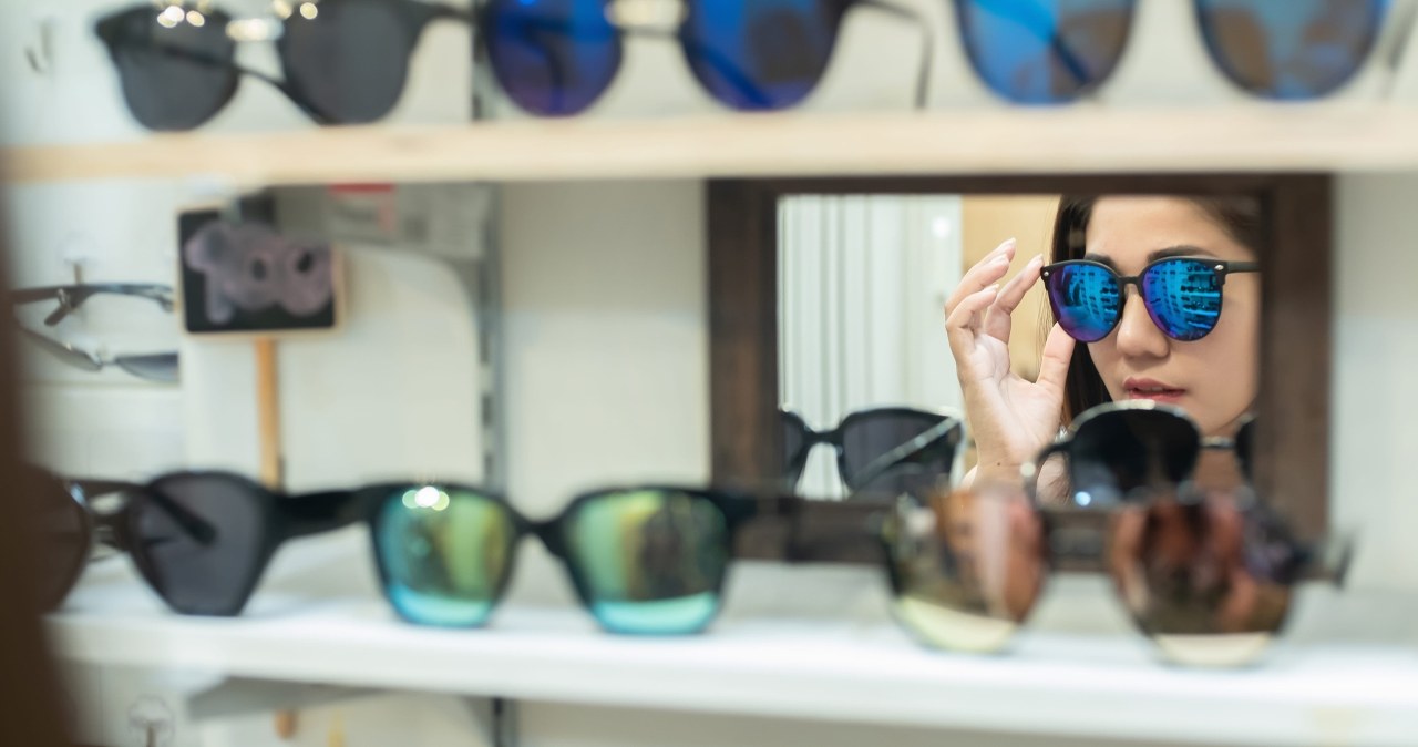 Skontrolowali okulary na lato. Niektóre modele mogą być niebezpieczne