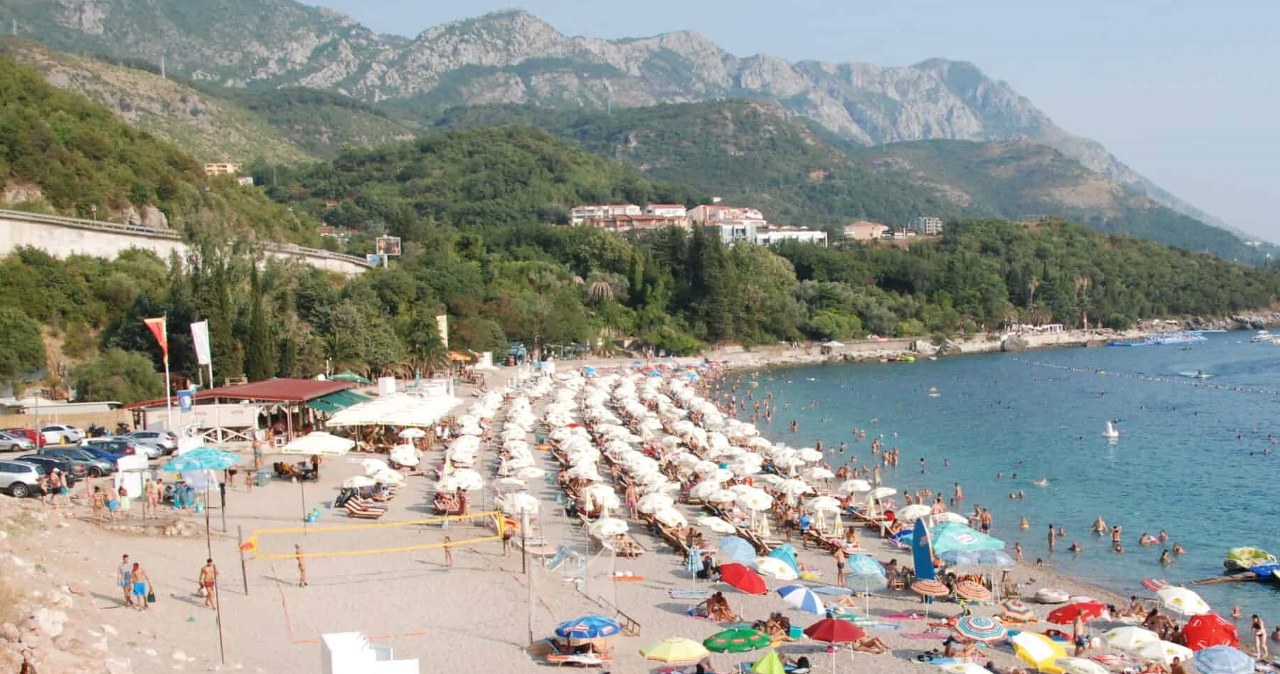 Czarnogóra. Bohaterski czyn polskiego żołnierza. Uratował kobietę na plaży Czarnogóra. Bohaterski czyn polskiego żołnierza. Uratował kobietę na plaży