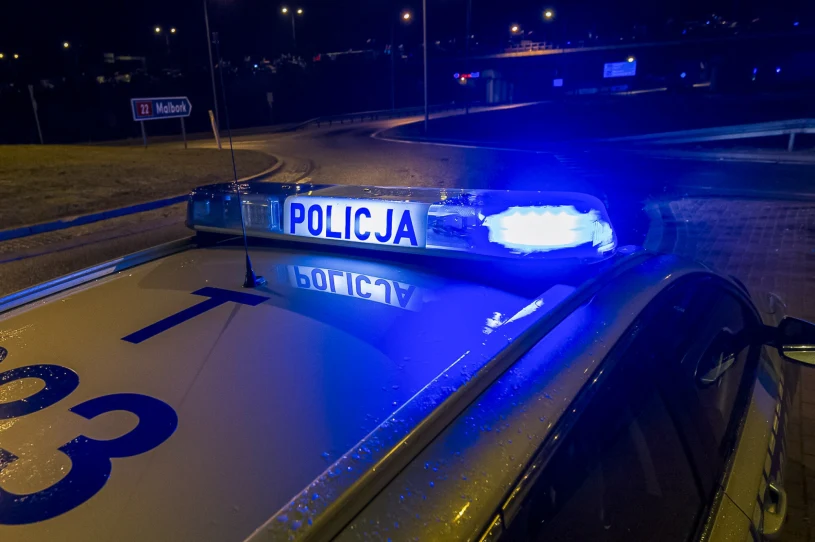 Zabrał samochód bez wiedzy rodziców. Rozbił Maybacha wartego miliony