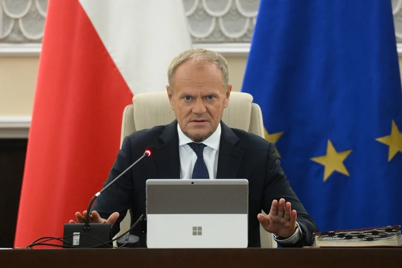 "Biedy nie ma". Tusk zapowiada limit wynagrodzeń lekarzy