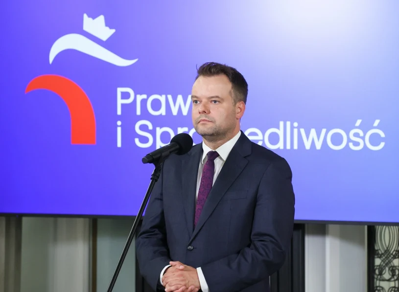 PiS stawia ultimatum. "Stowarzyszenie albo partia", padła data