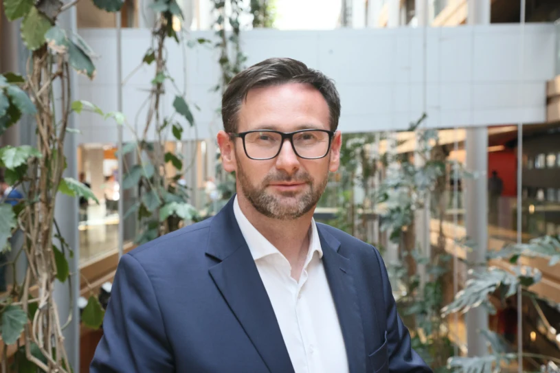 Spór w PiS, pierwsi politycy dokonali wyboru. Rzecznik partii potwierdza