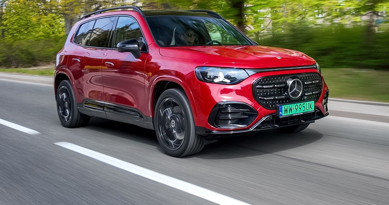 Mercedes GLB to auto listonosza Pata i Sokół Millenium. 7 miejsc, 354 KM