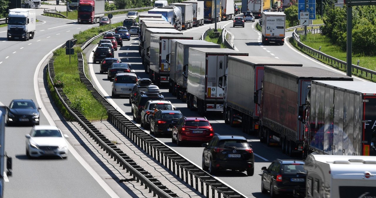 60 km/h na autostradzie. Zaskakujący przepis za granicą