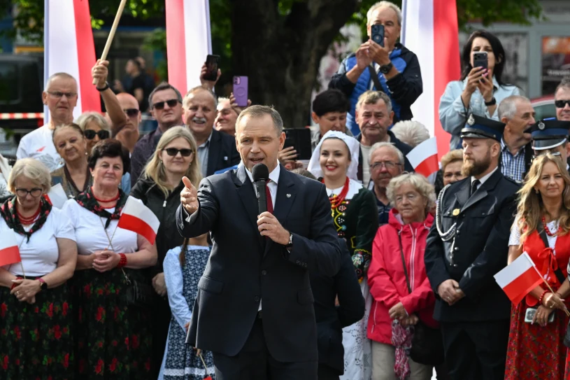 Nowy wniosek o referendum. Nawrocki ogłasza