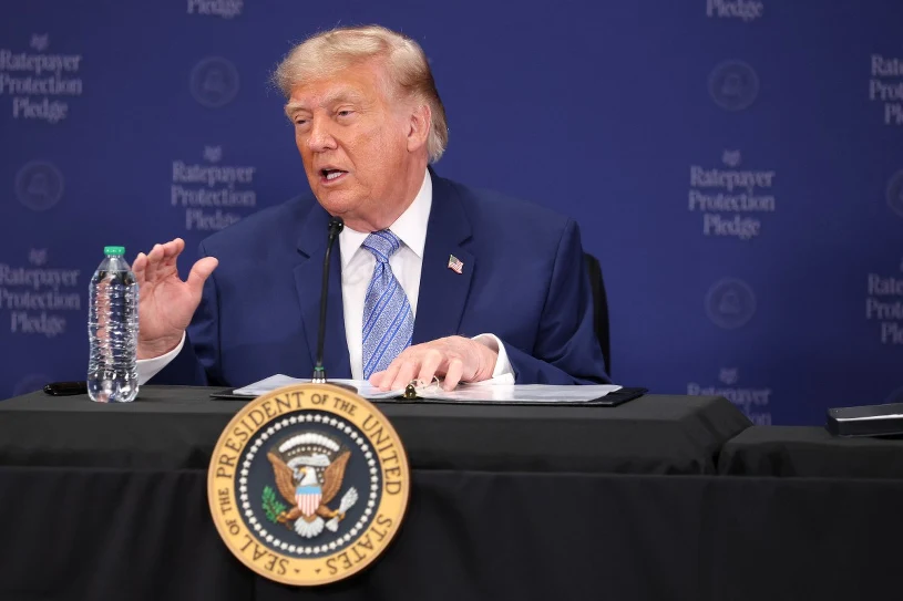 Trump ostrzega Pekin i Moskwę ws. wsparcia dla Iranu