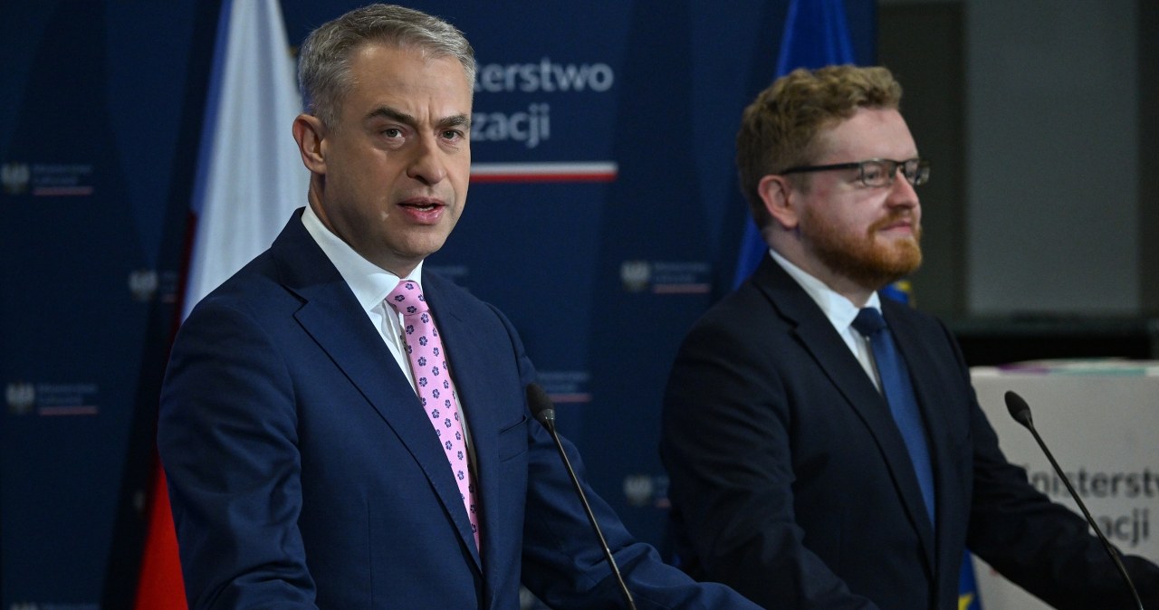 Koniec z inwigilacją przez AI. "Algorytmy w Polsce będą kontrolowane"