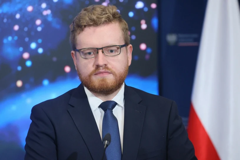 Gigafabryka AI w Polsce. Wiceminister cyfryzacji: Podpisałem porozumienie