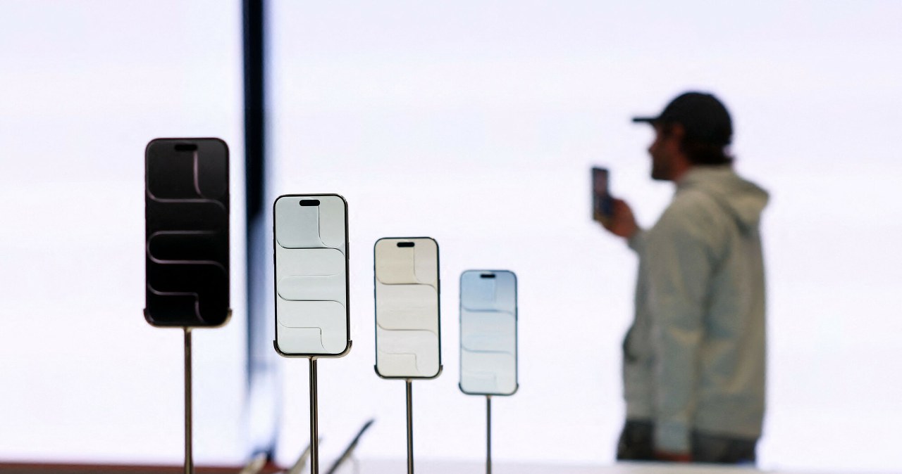 Ten sam iPhone 17 i dwie ceny. Dlaczego w Polsce jest 1600 zł drożej?