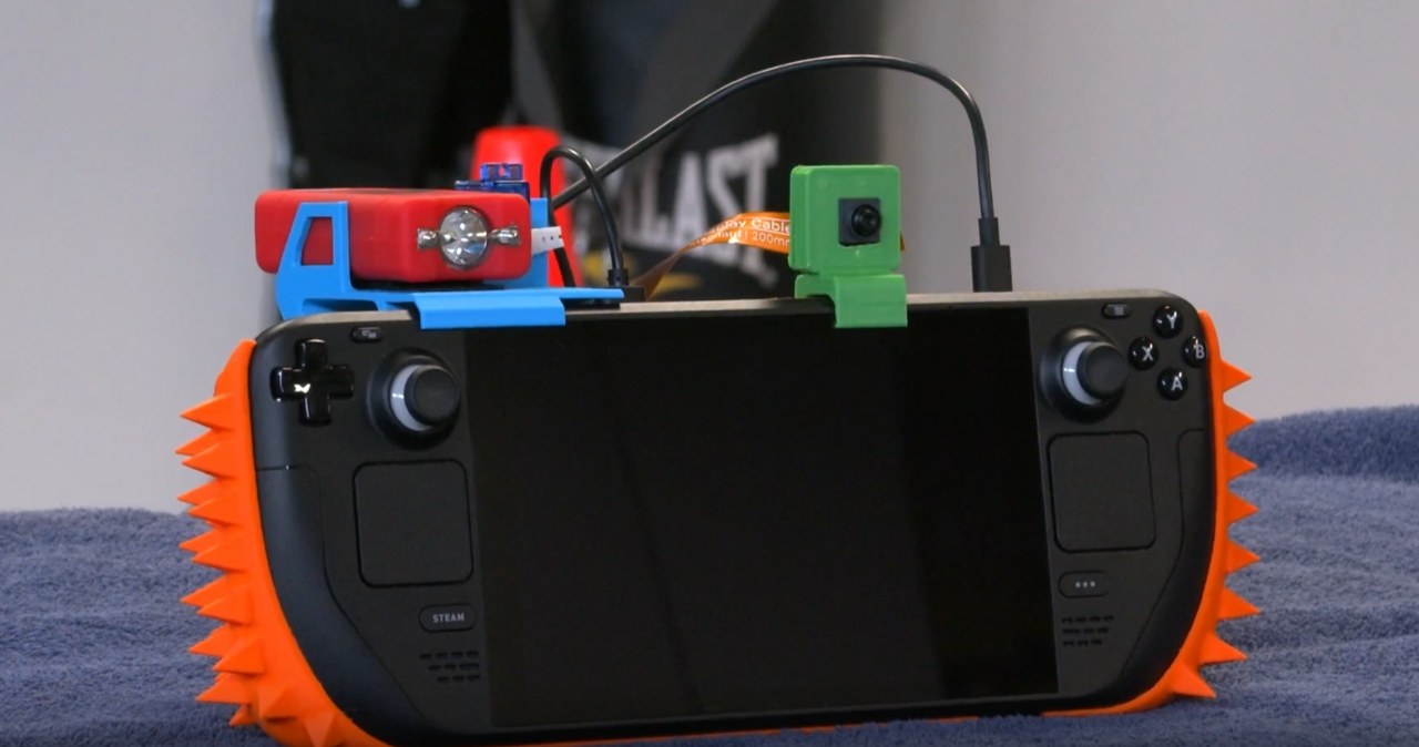 Zamontował paralizator w Steam Decku. Jako zabezpieczenie przed rodziną