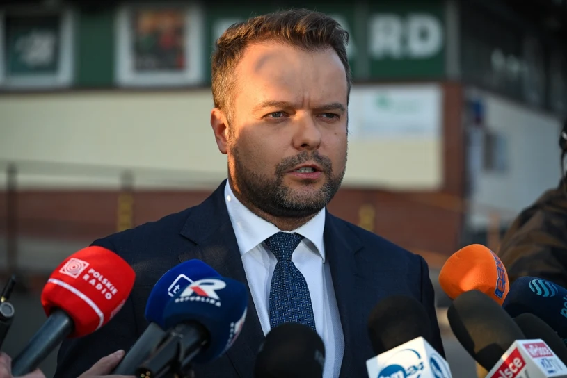 PiS wszczyna postępowanie wobec 44 polityków związanych ze Rozwój Plus