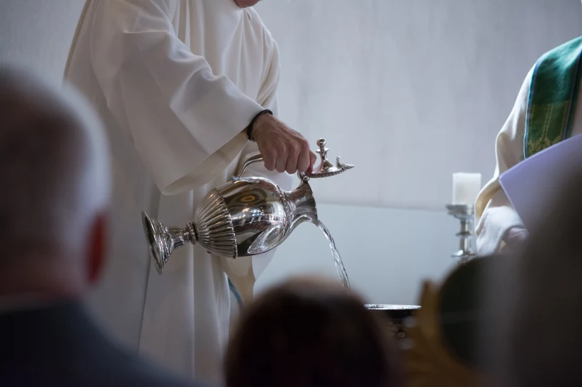 Premia za chrzest dzieli niemiecką parafię. Wielkie emocje wśród wiernych
