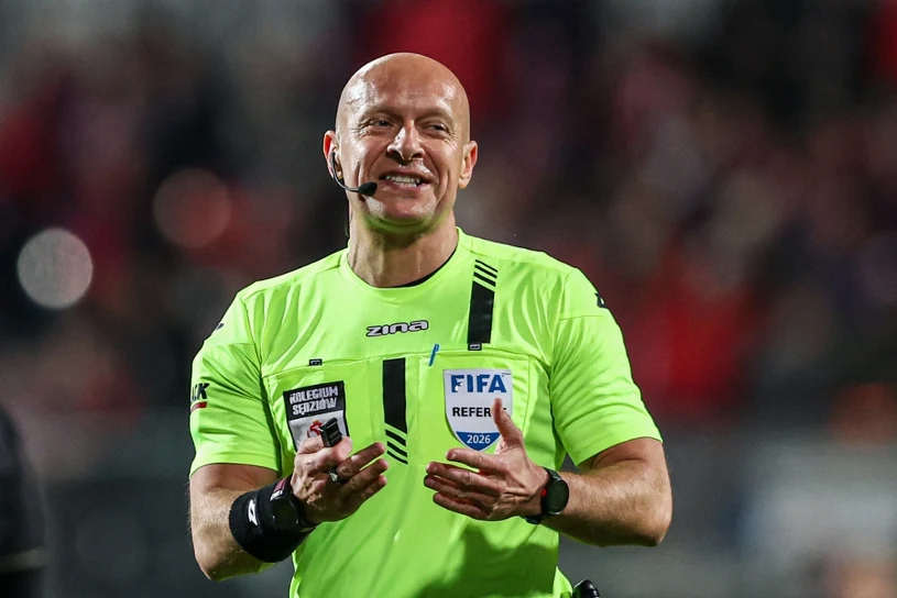 UEFA podjęła decyzję ws. Szymona Marciniaka. Polak leci do Francji
