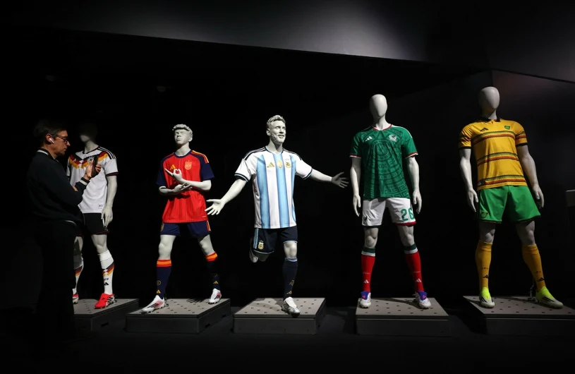 Adidas traci na giełdzie 18% — największa jednodniowa strata w historii firmy