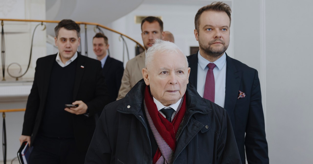 PiS po odejściu Morawieckiego. Partia planuje rozmowy z narodowcami
