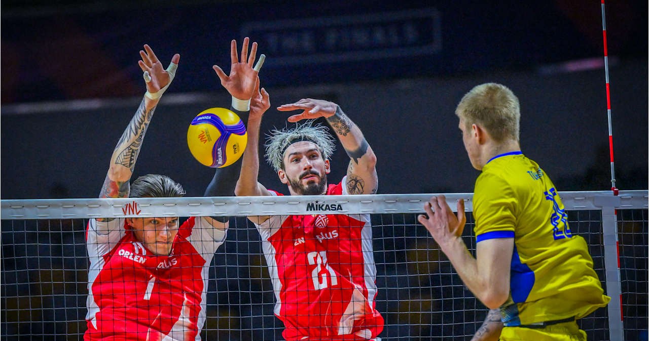 Serwis pomógł złamać Ukrainę. Najlepsze zagrywki Polaków w ćwierćfinale [WIDEO]